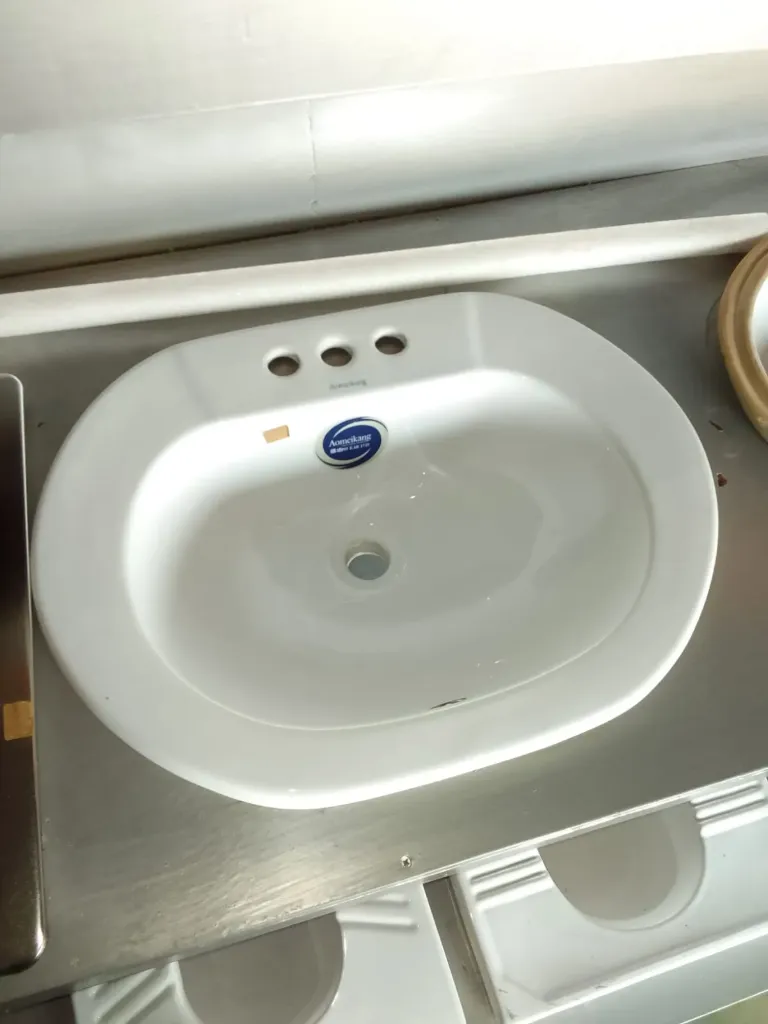 [029] Artistic Wash Hand Basin(Above Counter)-029