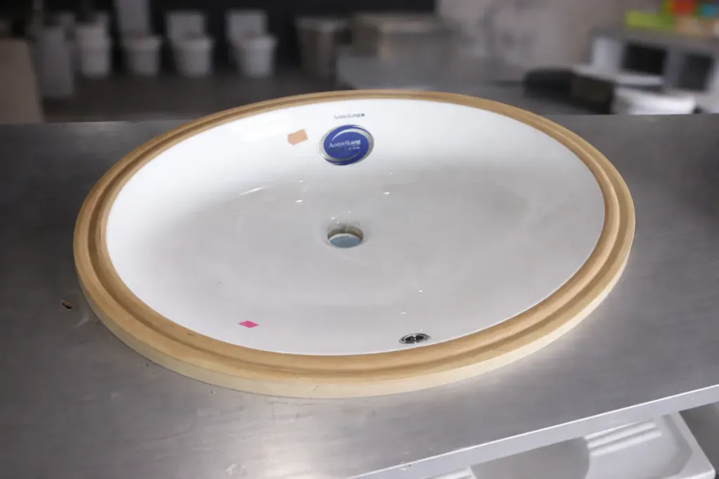 [024] Artistic Wash Hand Basin(Under Counter)-024